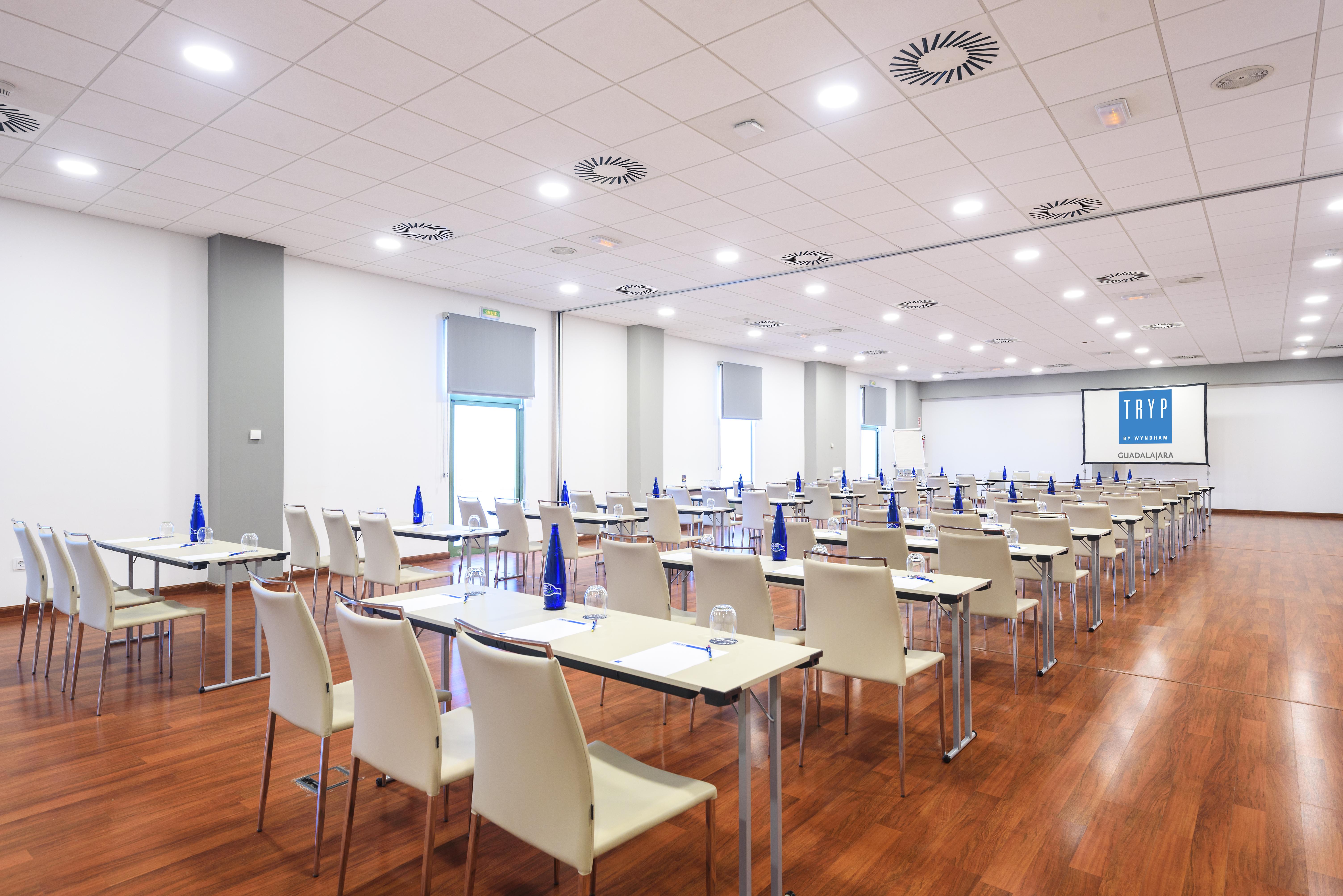 Hotel Guadalajara & Conference Center Affiliated By Melia Eksteriør bilde